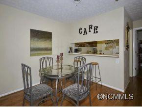 6 RAVENCROFT LANE - Photo 7