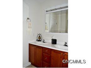 111 Carriage Station - Photo 7