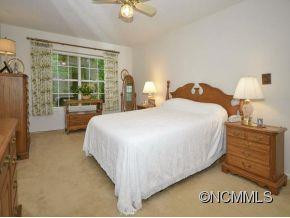 4 DORAL COURT - Photo 12