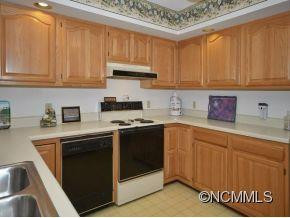 4 DORAL COURT - Photo 10