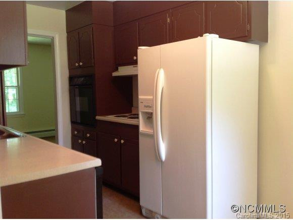 1206 Chanteloup Drive - Photo 2