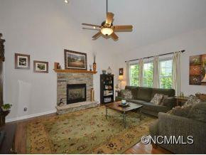 25 Driftstone Circle - Photo 2