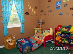 75 CAMELOT DRIVE - Photo 11