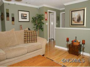 75 CAMELOT DRIVE - Photo 4