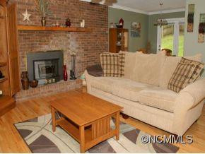 75 CAMELOT DRIVE - Photo 5