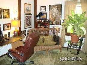209 Woods End - Photo 12