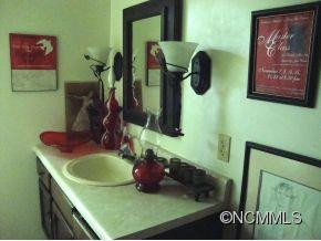 209 Woods End - Photo 13