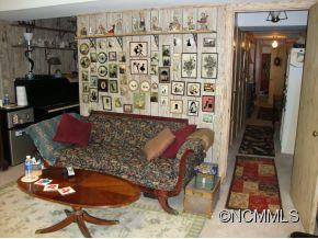 209 Woods End - Photo 14