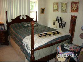 209 Woods End - Photo 15