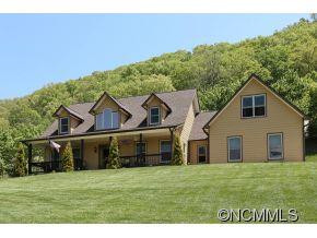 57 Kinross Lane