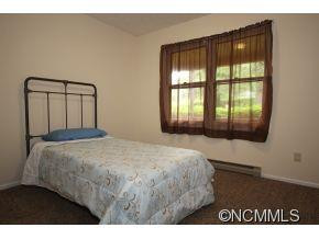 214 Eastwood Ave - Photo 6