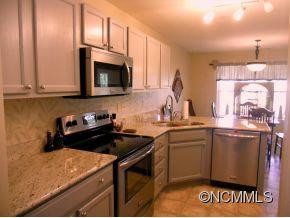 239 Castle Creek Drive - Photo 2