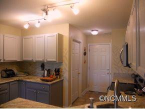 239 Castle Creek Drive - Photo 4