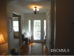 239 Castle Creek Drive - Photo 8
