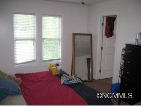 29 Hilldale - Photo 5