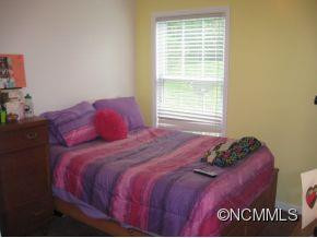 29 Hilldale - Photo 8