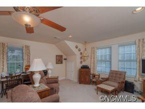 14 Trafalgar - Photo 13