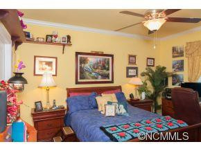 14 Trafalgar - Photo 8