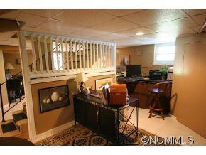 244 Edgewood Rd. - Photo 13