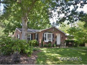 8 OAKWILDE DRIVE