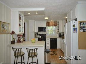 8 OAKWILDE DRIVE - Photo 14