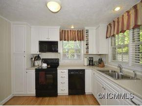 8 OAKWILDE DRIVE - Photo 15