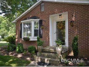 8 OAKWILDE DRIVE - Photo 5