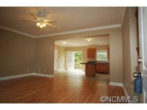 521 East Street - Photo 12