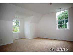 521 East Street - Photo 16