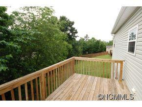 521 East Street - Photo 4