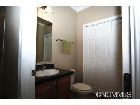 521 East Street - Photo 6