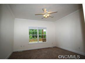 521 East Street - Photo 10