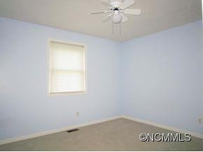 10 Canter Court - Photo 14