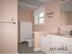 10 Canter Court - Photo 17
