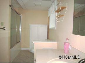 10 Canter Court - Photo 18