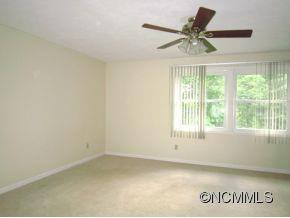 10 Canter Court - Photo 4