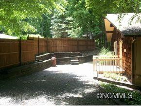 52 Oakridge Dr - Photo 4