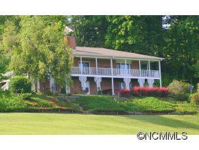 1215 Summer Road