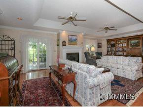 13 BEAUMONT DRIVE - Photo 4