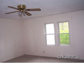 72 Parkwood Hills Road - Photo 8