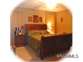 995 Thorncrest Court - Photo 10