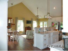 69 Juno Drive - Photo 2
