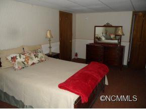 375 Daly Drive - Photo 11