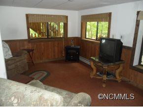 375 Daly Drive - Photo 6