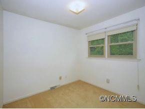 116 OAKWOOD PLACE - Photo 6