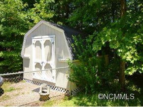 28 CAROLYN DRIVE - Photo 12