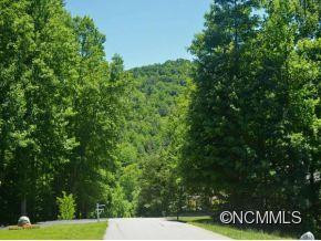 28 CAROLYN DRIVE - Photo 14