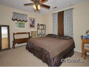 28 CAROLYN DRIVE - Photo 6