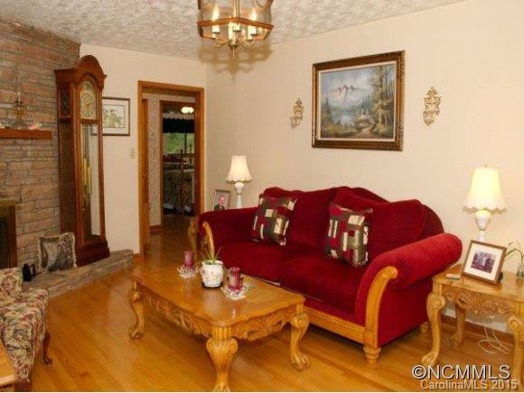 23 PLOTT FARM CIRCLE - Photo 4