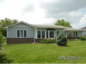 204 Dartcrest Drive - Photo 2